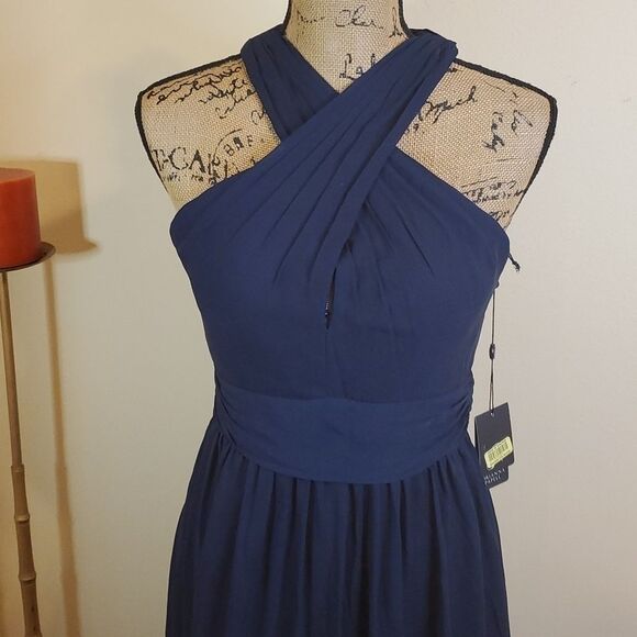 NWT Adrianna Papell Midnight Blue Halter Chiffon keyhole Maxi Gown Size 4 - Picture 2 of 12